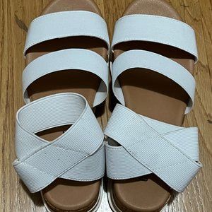 CUSHIONAIRE Women's Naomi Cork Wedge Sandal